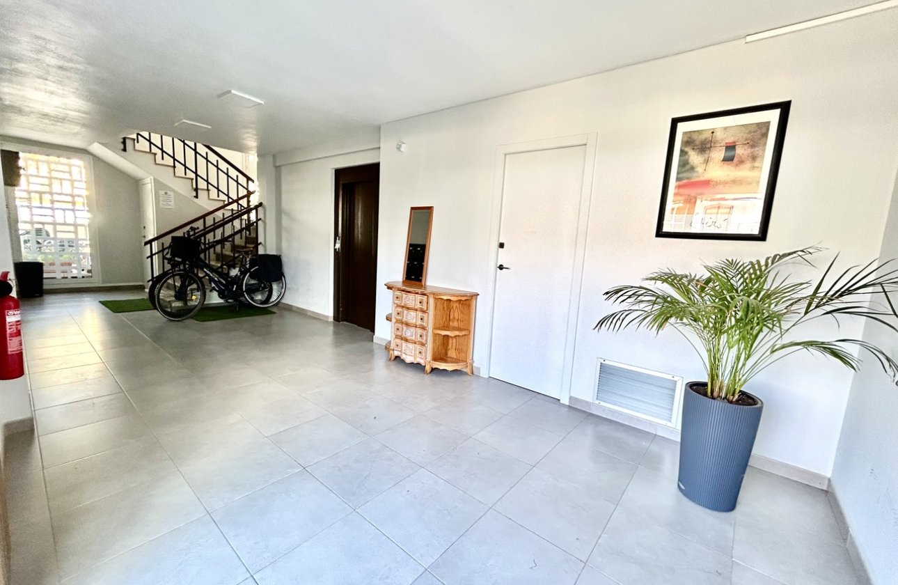 Resale - Apartment / flat - La Zenia