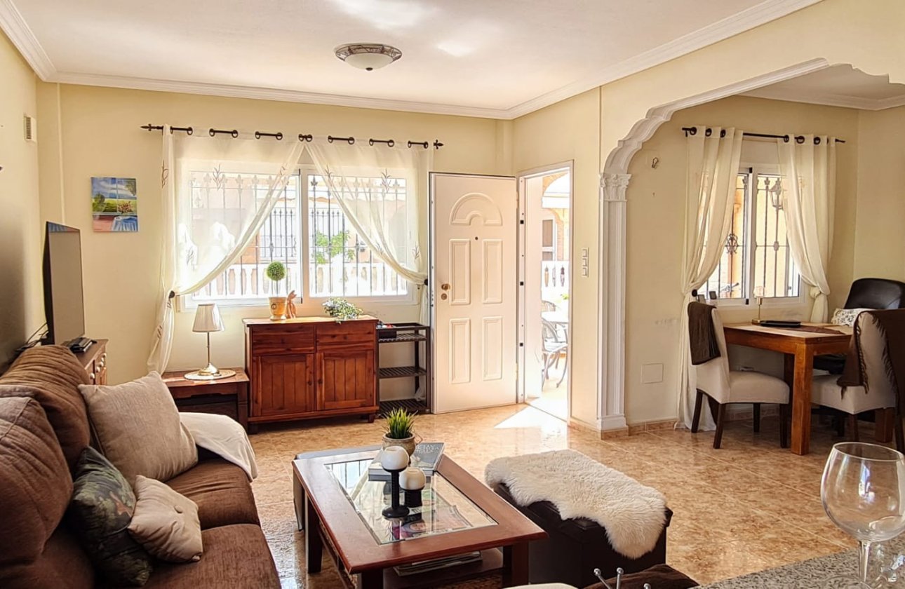 Resale - Villa - Orihuela Costa - Los Dolses