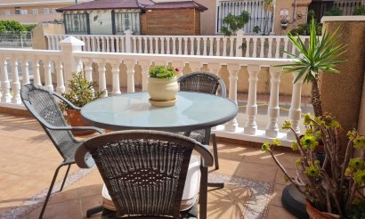 Resale - Villa - Orihuela Costa - Los Dolses