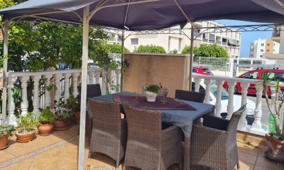Resale - Villa - Orihuela Costa - Los Dolses