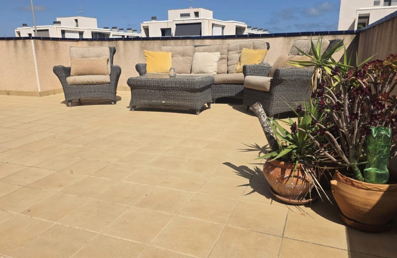 Resale - Villa - Orihuela Costa - Los Dolses