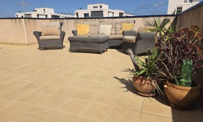 Resale - Villa - Orihuela Costa - Los Dolses