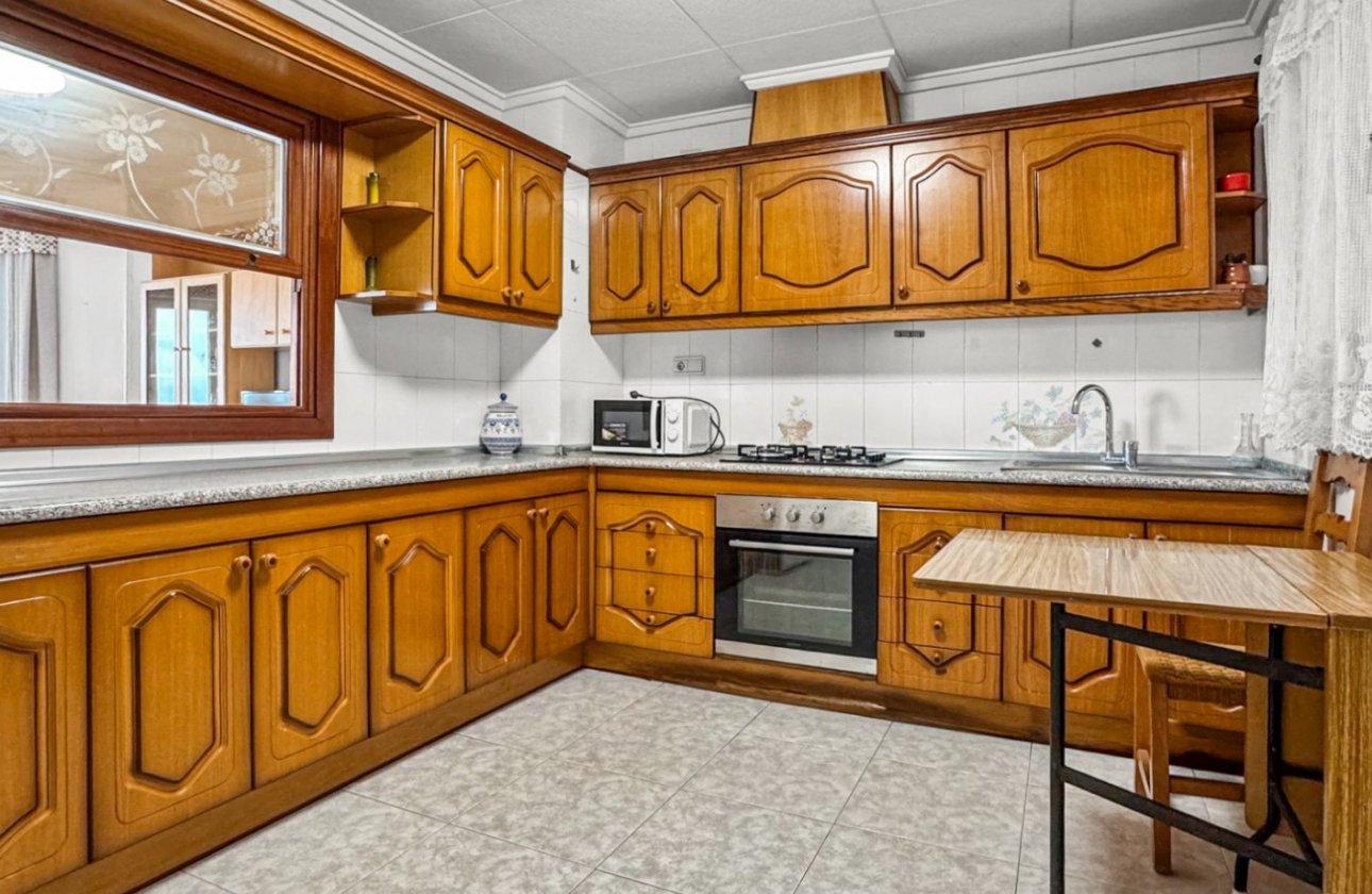 Resale - Apartment / flat - Torrevieja - Playa de los Locos