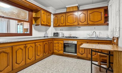 Resale - Apartment / flat - Torrevieja - Playa de los Locos