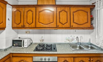 Resale - Apartment / flat - Torrevieja - Playa de los Locos