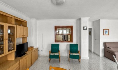Resale - Apartment / flat - Torrevieja - Playa de los Locos
