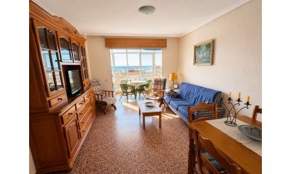 Resale - Apartment / flat - Torrevieja - La Mata