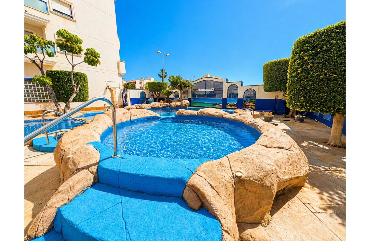 Resale - Apartment / flat - Orihuela Costa - Cabo Roig