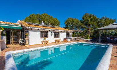 Resale - Villa - Orihuela - Orihuela Costa
