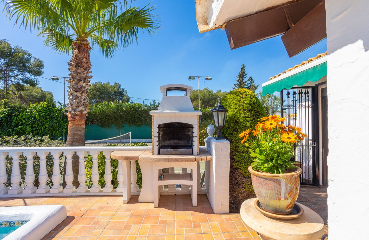 Resale - Villa - Orihuela - Orihuela Costa