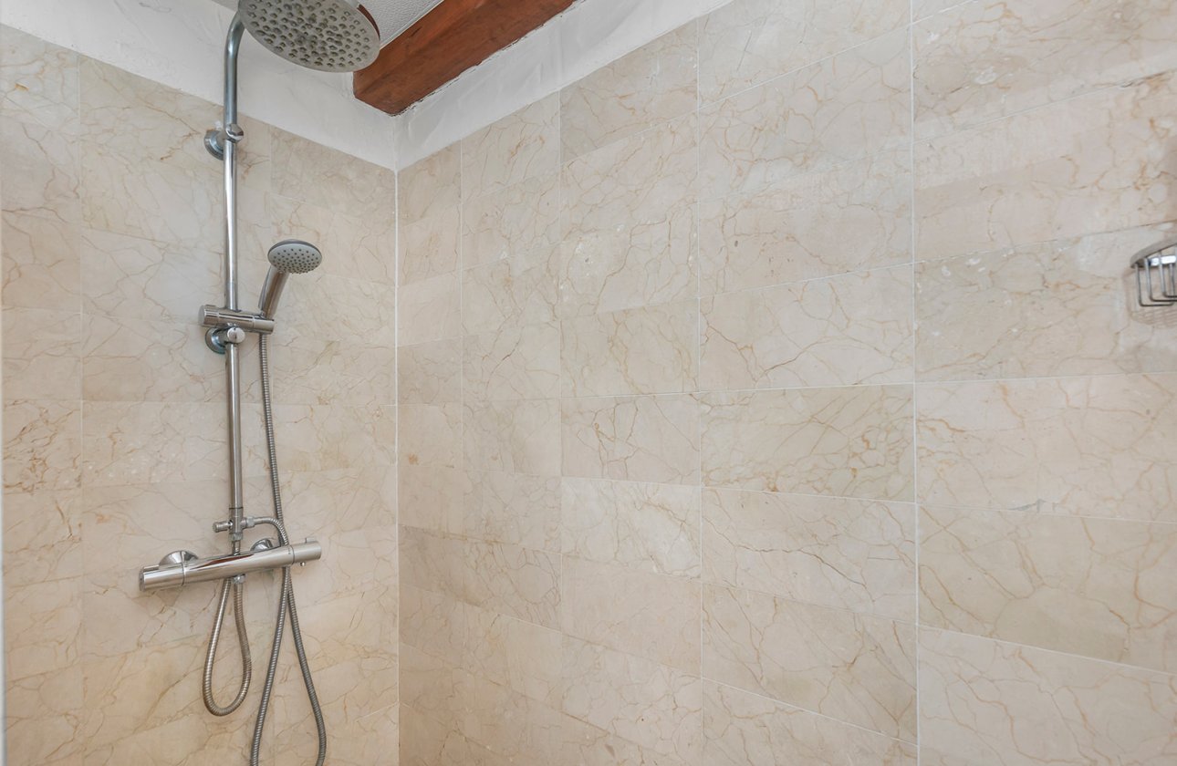 Resale - Villa - Orihuela - Orihuela Costa