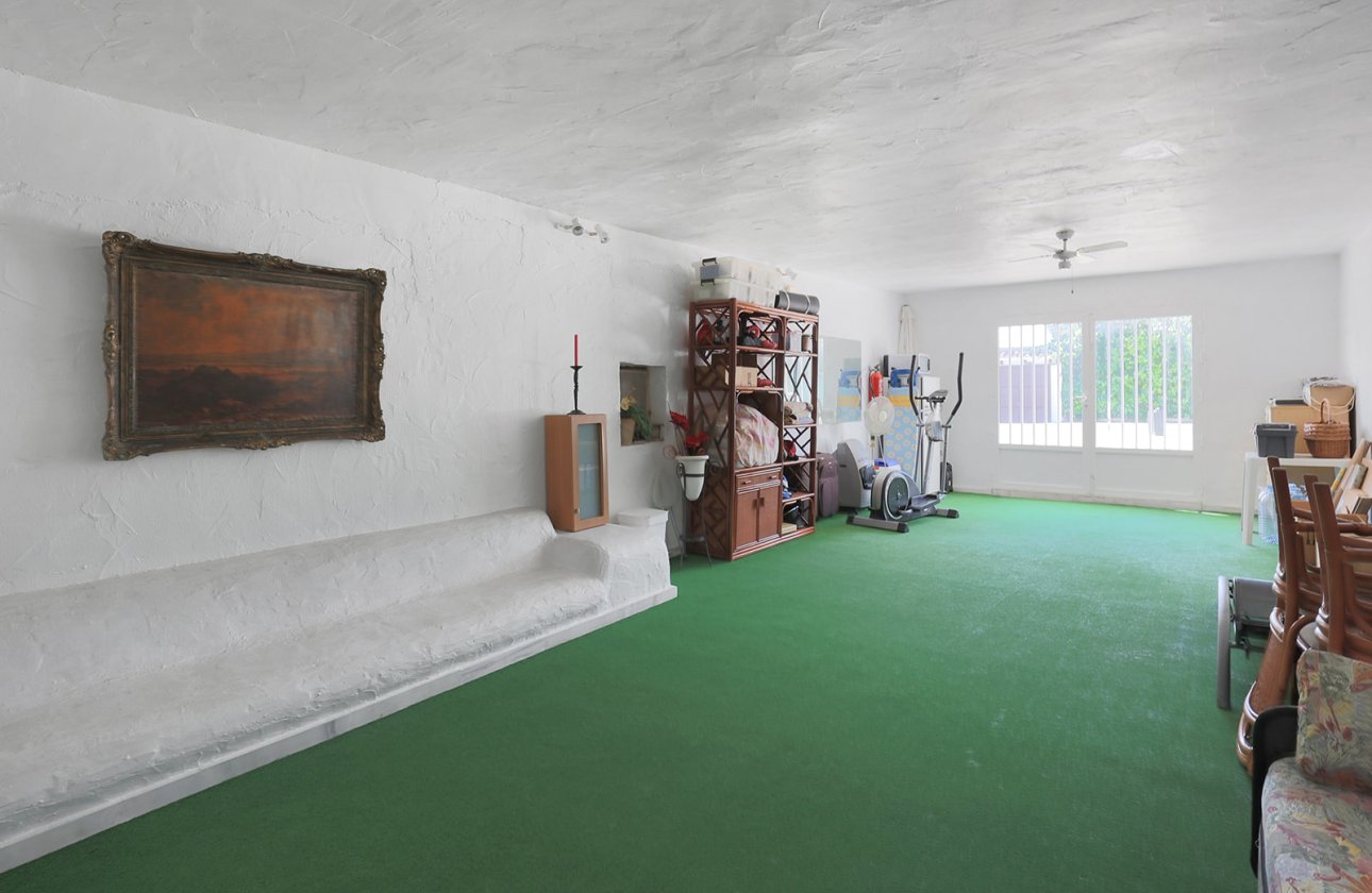 Resale - Villa - Orihuela - Orihuela Costa