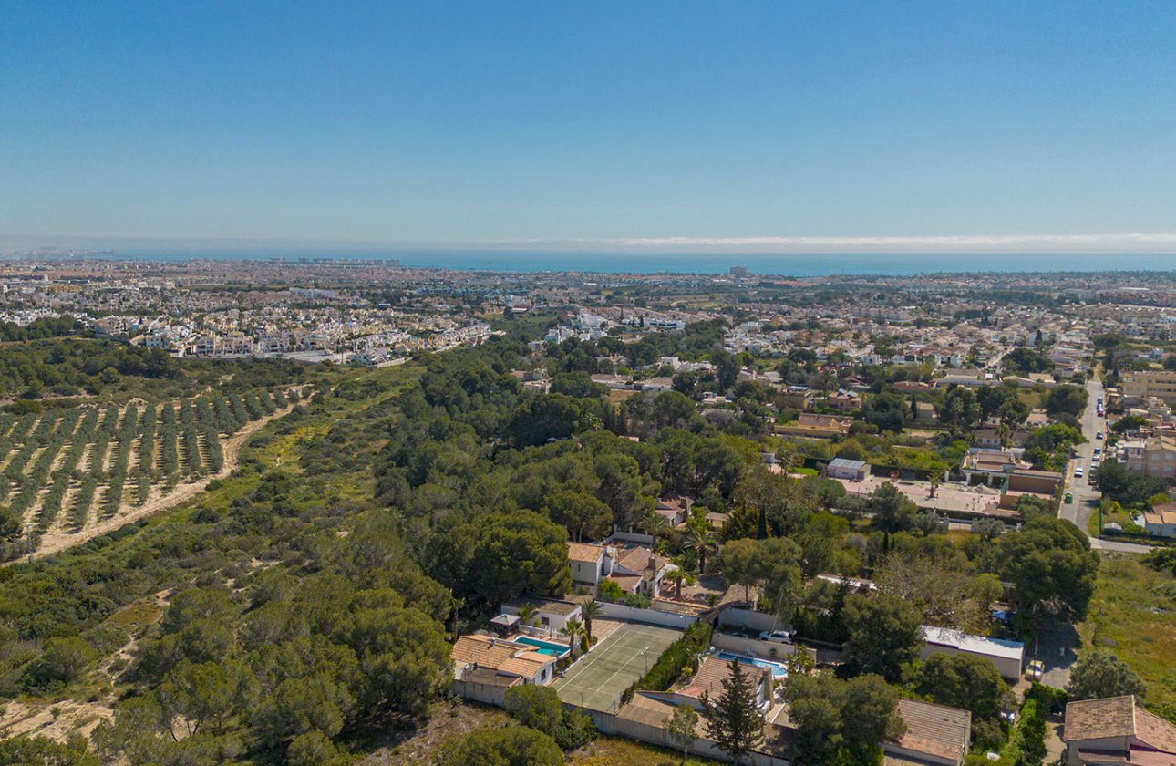Resale - Villa - Orihuela - Orihuela Costa