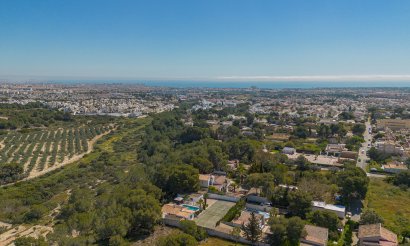 Resale - Villa - Orihuela - Orihuela Costa