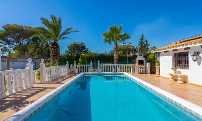 Resale - Villa - Orihuela - Orihuela Costa