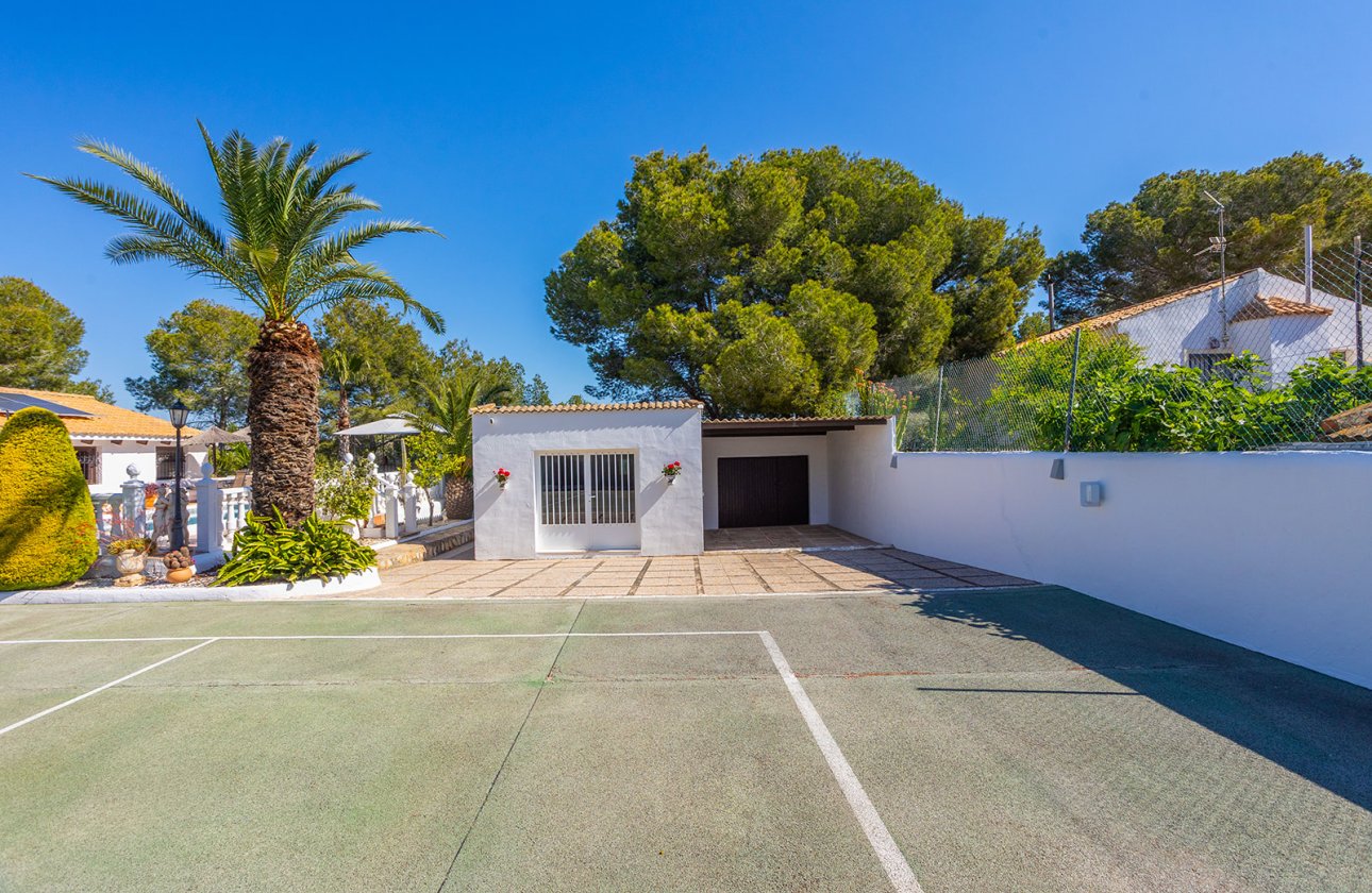 Resale - Villa - Orihuela - Orihuela Costa