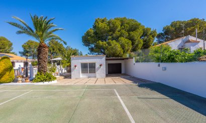 Resale - Villa - Orihuela - Orihuela Costa