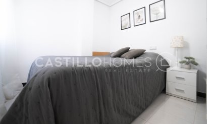 Resale - Apartment / flat - Torrevieja - Centro