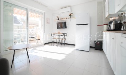 Resale - Apartment / flat - Torrevieja - Centro
