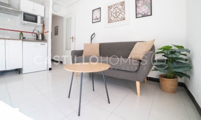 Resale - Apartment / flat - Torrevieja - Centro