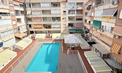 Resale - Apartment / flat - Torrevieja - Centro