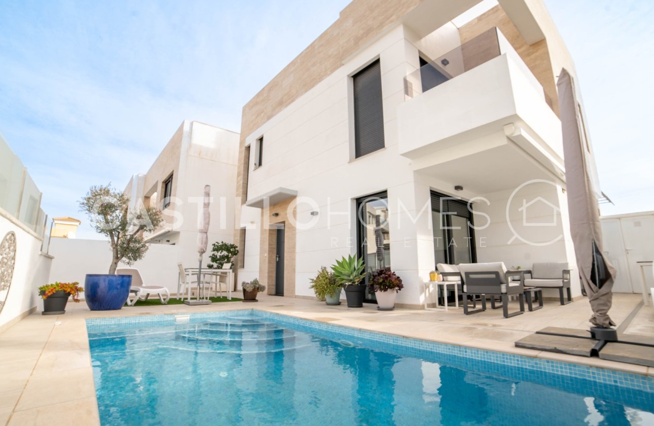 Resale - Villa - Orihuela Costa - Las Filipinas