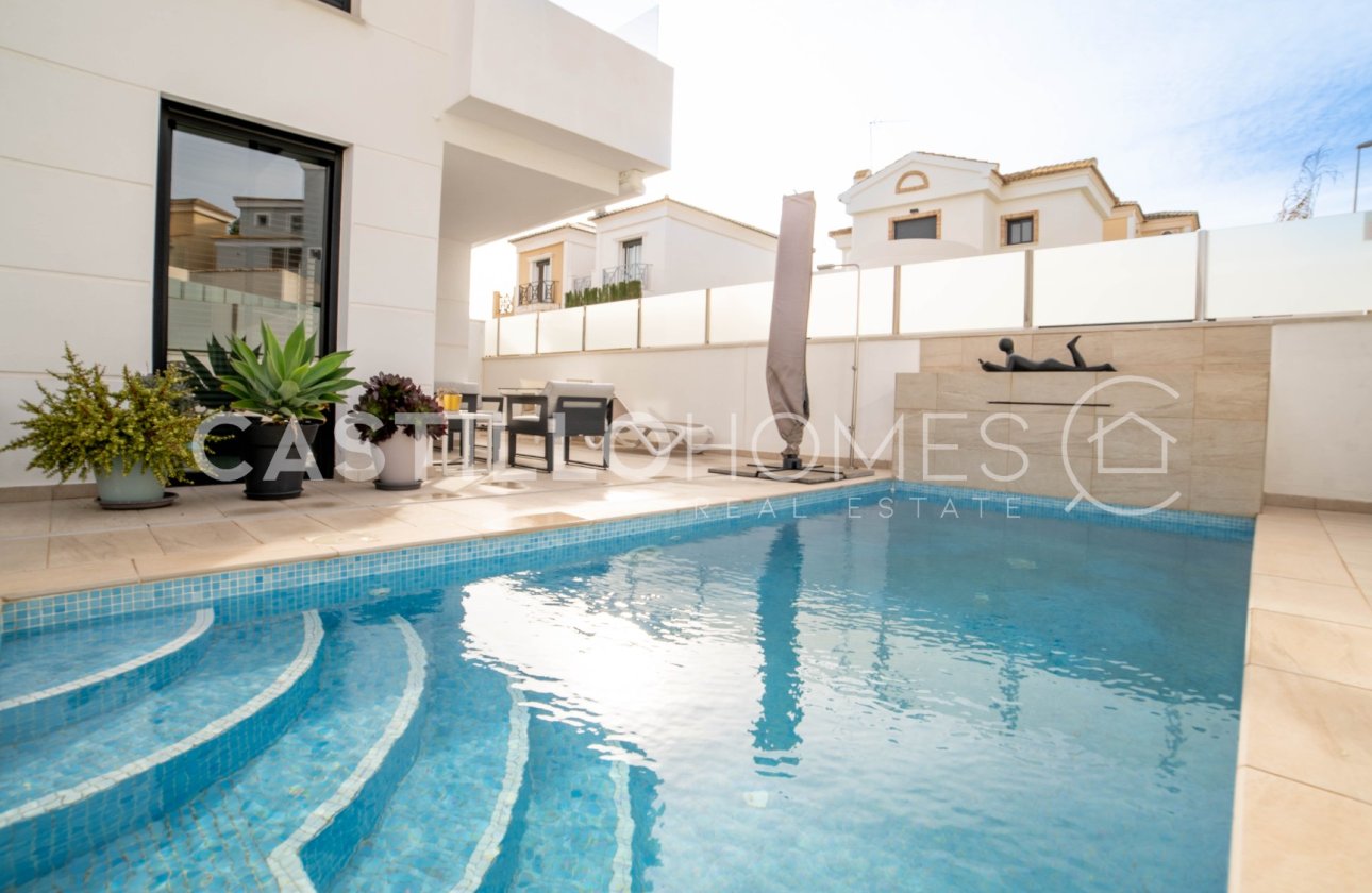 Resale - Villa - Orihuela Costa - Las Filipinas