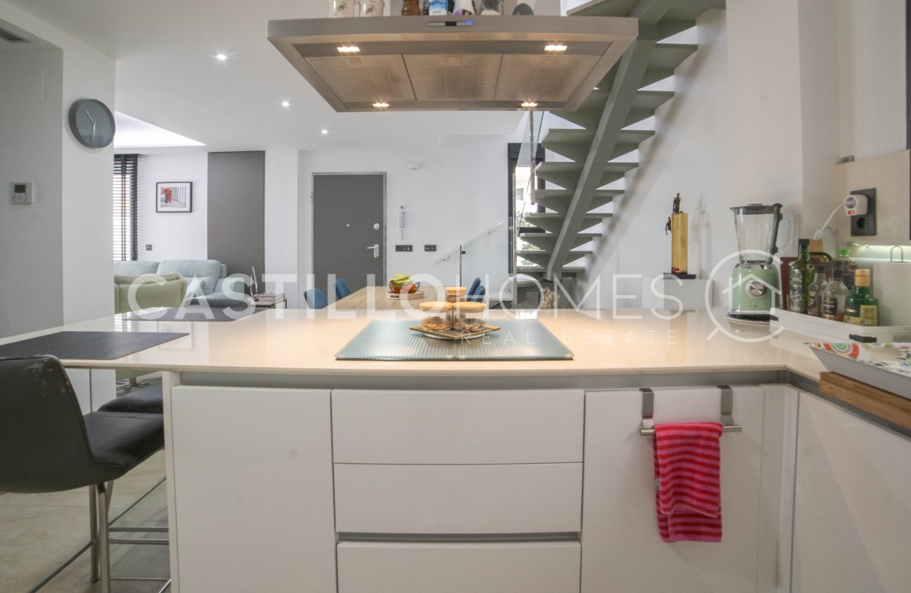 Resale - Villa - Orihuela Costa - Las Filipinas