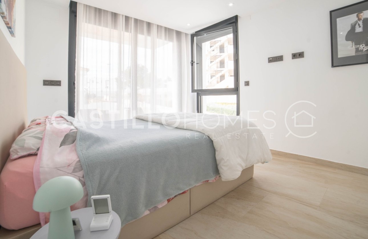 Resale - Villa - Orihuela Costa - Las Filipinas