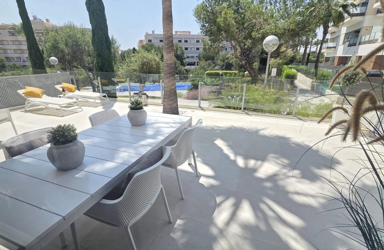 Resale - Apartment / flat - Orihuela Costa - Los Dolses