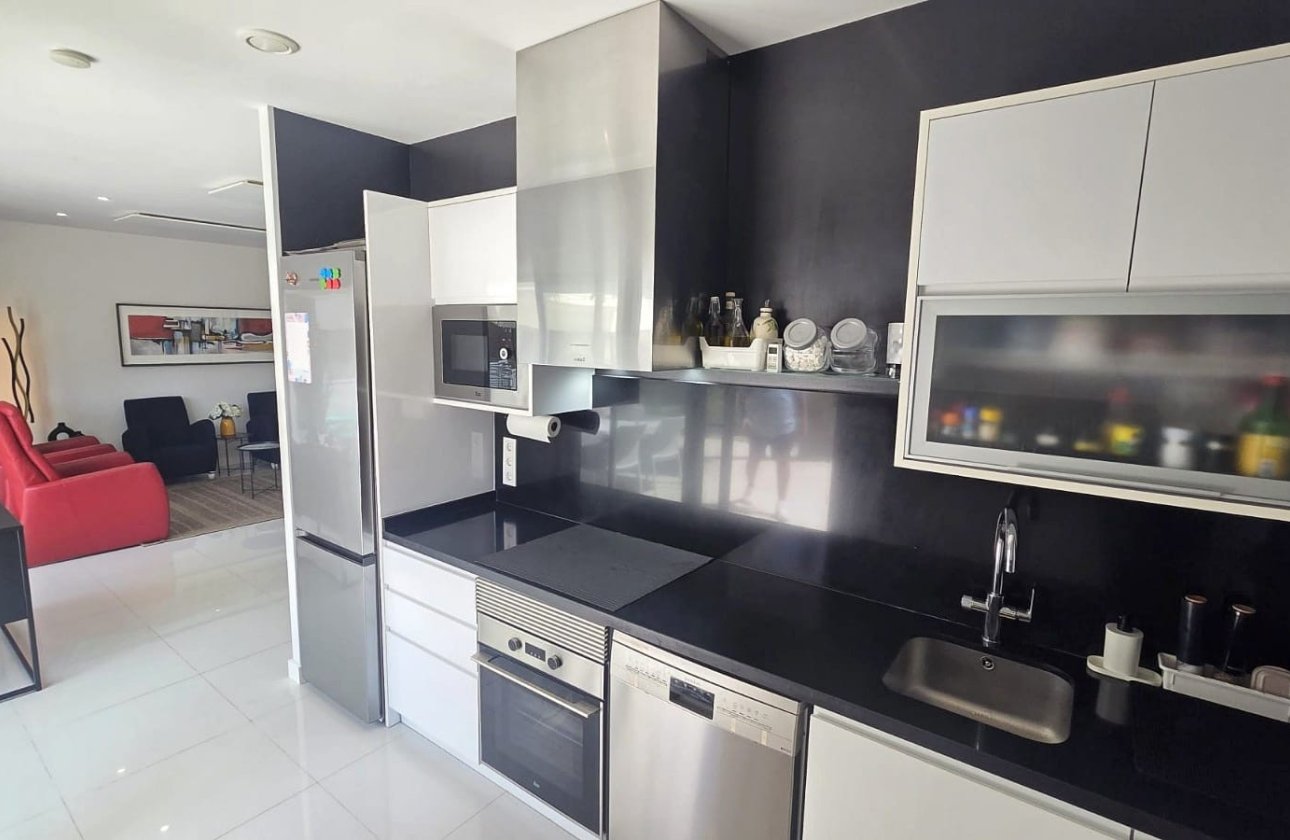 Resale - Apartment / flat - Orihuela Costa - Los Dolses