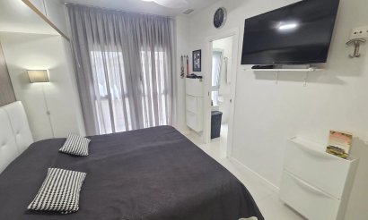 Resale - Apartment / flat - Orihuela Costa - Los Dolses