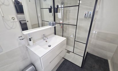 Resale - Apartment / flat - Orihuela Costa - Los Dolses