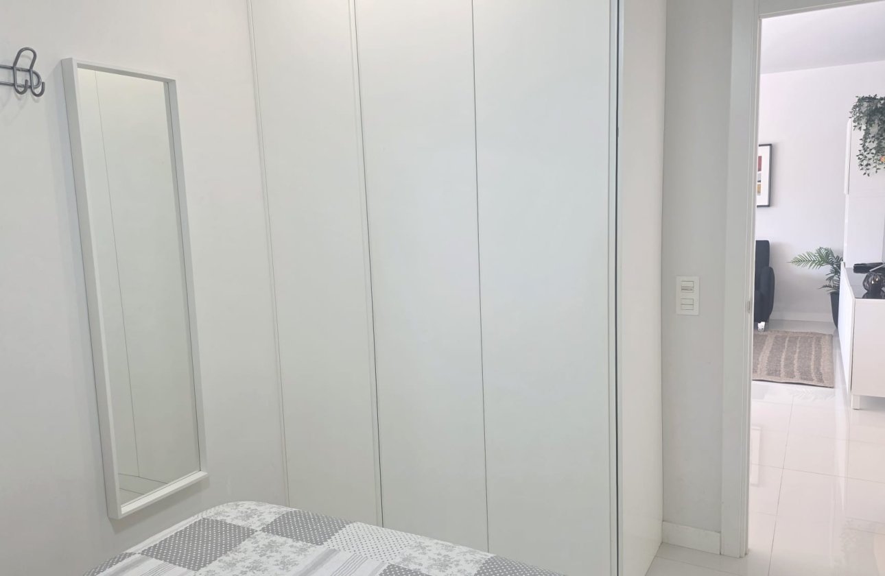 Resale - Apartment / flat - Orihuela Costa - Los Dolses