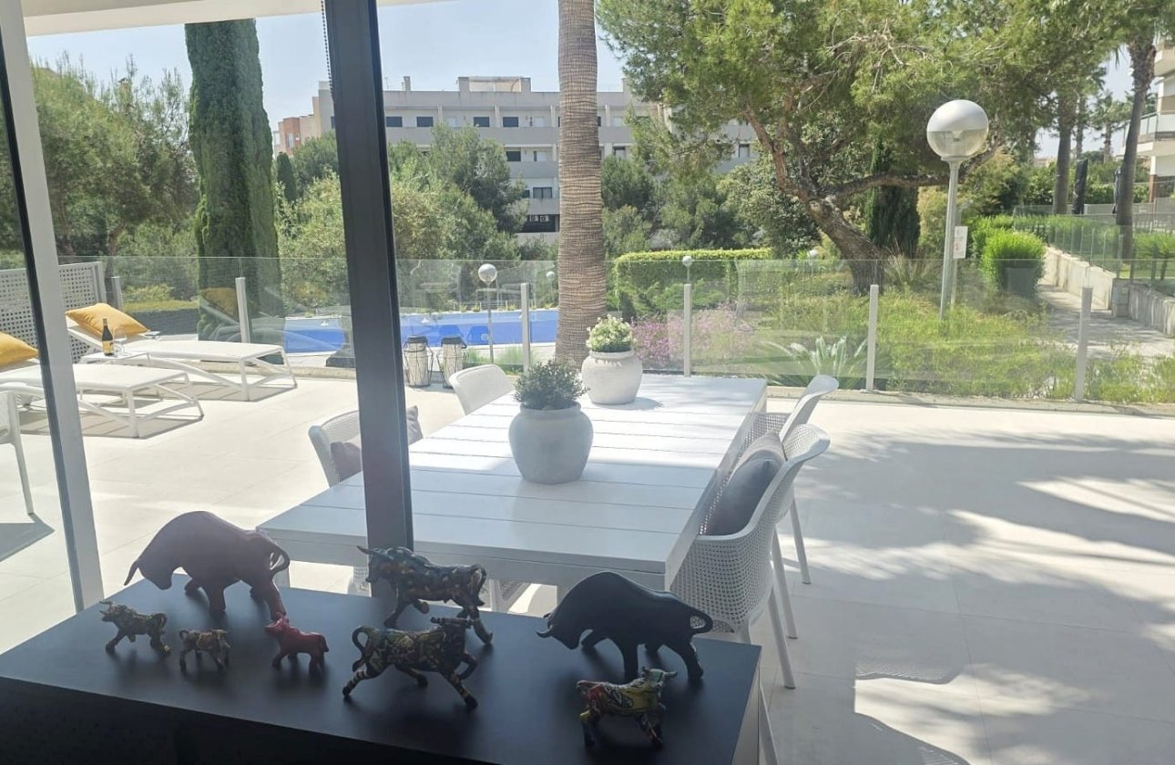 Resale - Apartment / flat - Orihuela Costa - Los Dolses