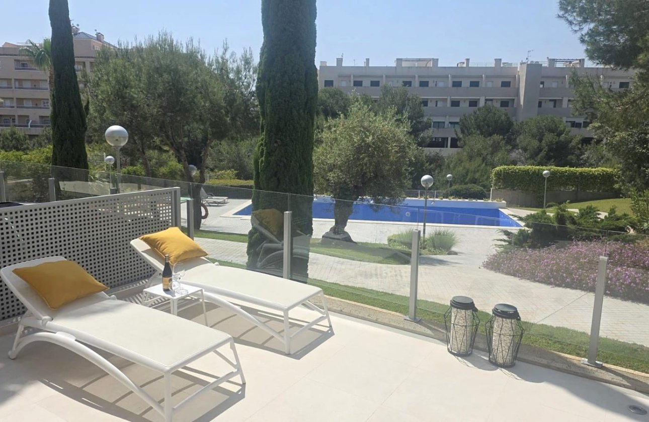 Resale - Apartment / flat - Orihuela Costa - Los Dolses