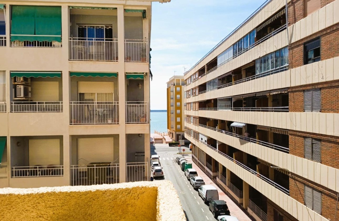 Resale - Apartment / flat - Torrevieja - Acequion