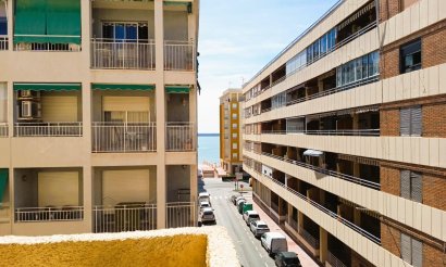 Resale - Apartment / flat - Torrevieja - Acequion