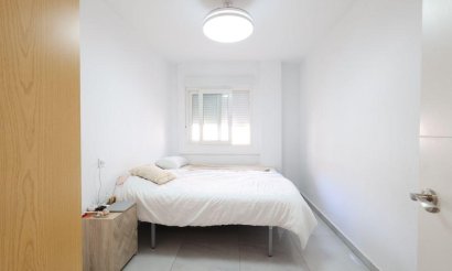 Resale - Apartment / flat - Torrevieja - Acequion