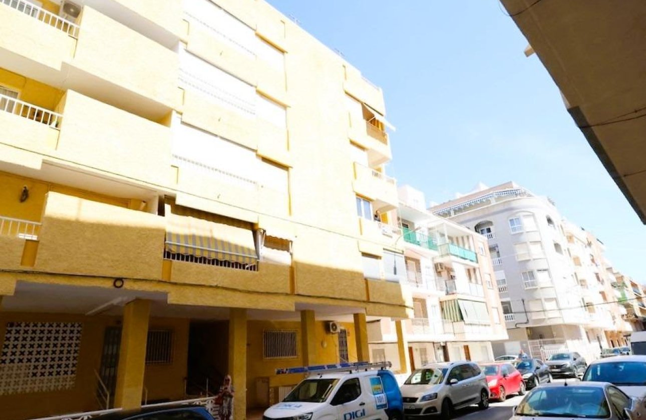 Resale - Apartment / flat - Torrevieja - Acequion