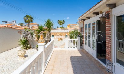 Resale - Villa - Torrevieja - Torreta Florida