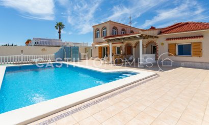 Resale - Villa - Torrevieja - Torreta Florida