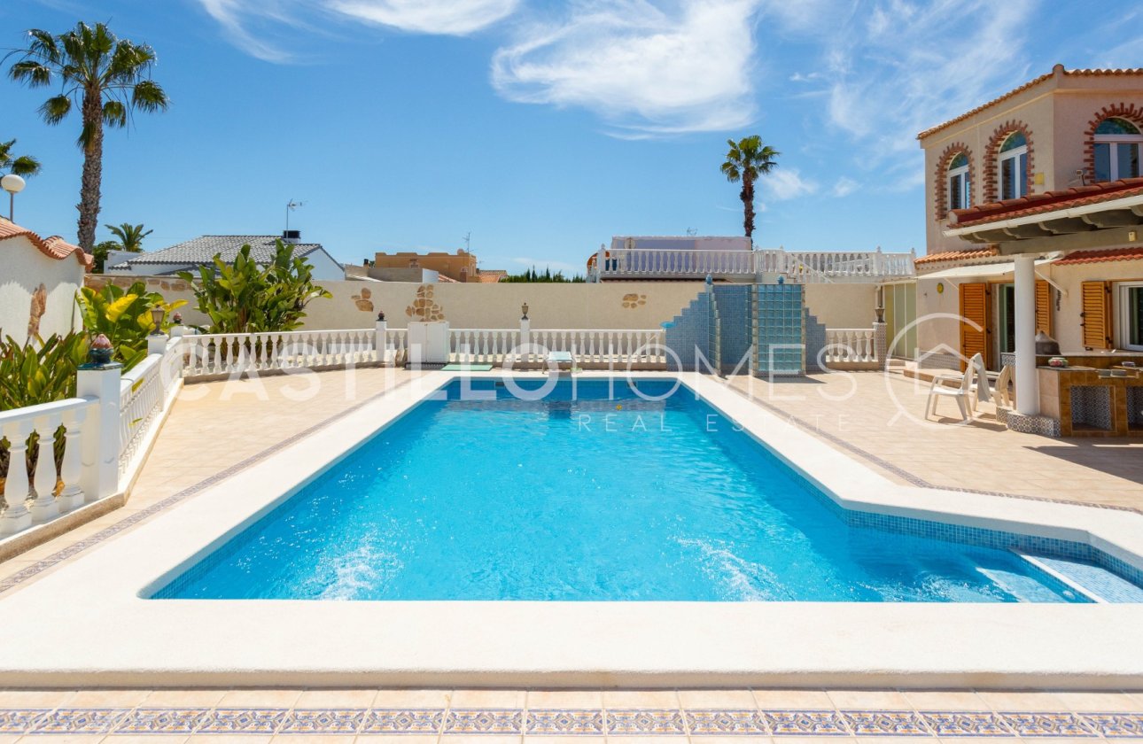 Resale - Villa - Torrevieja - Torreta Florida