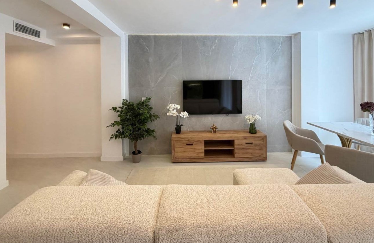 Resale - Apartment / flat - Torrevieja - Playa del Cura