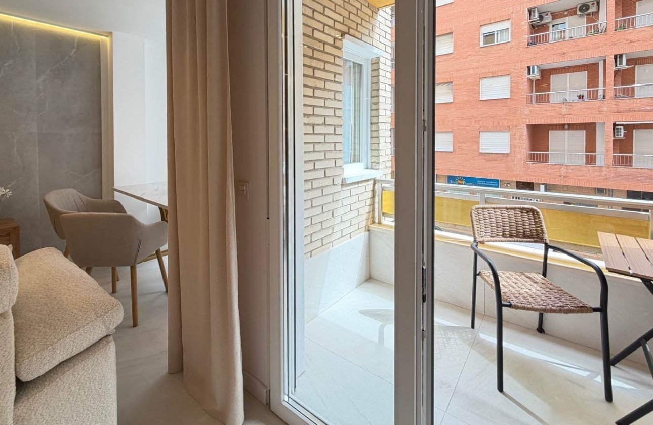 Resale - Apartment / flat - Torrevieja - Playa del Cura