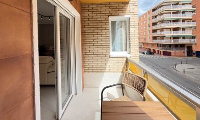 Resale - Apartment / flat - Torrevieja - Playa del Cura