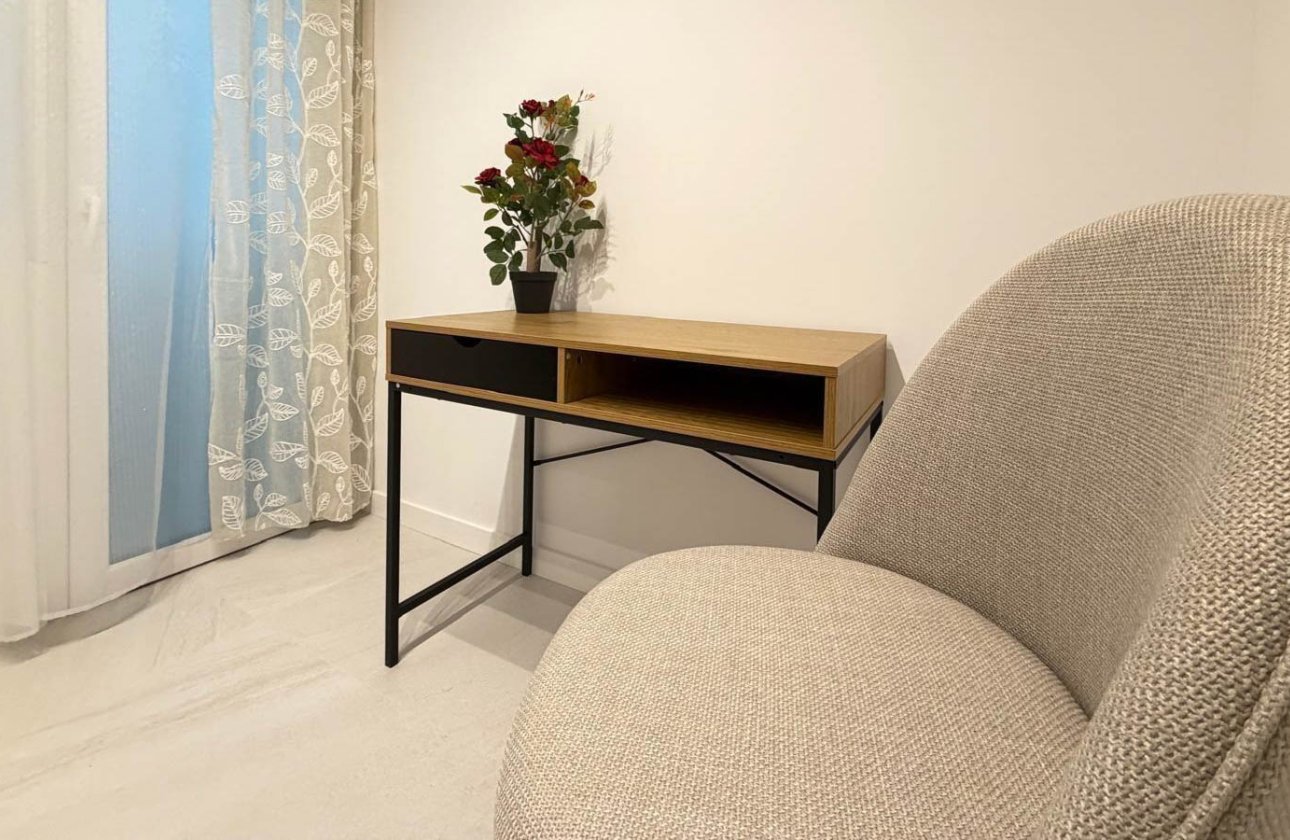 Resale - Apartment / flat - Torrevieja - Playa del Cura