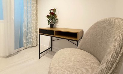 Resale - Apartment / flat - Torrevieja - Playa del Cura