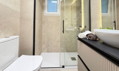 Resale - Apartment / flat - Torrevieja - Playa del Cura