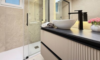 Resale - Apartment / flat - Torrevieja - Playa del Cura